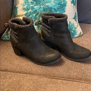 Roxy Booties